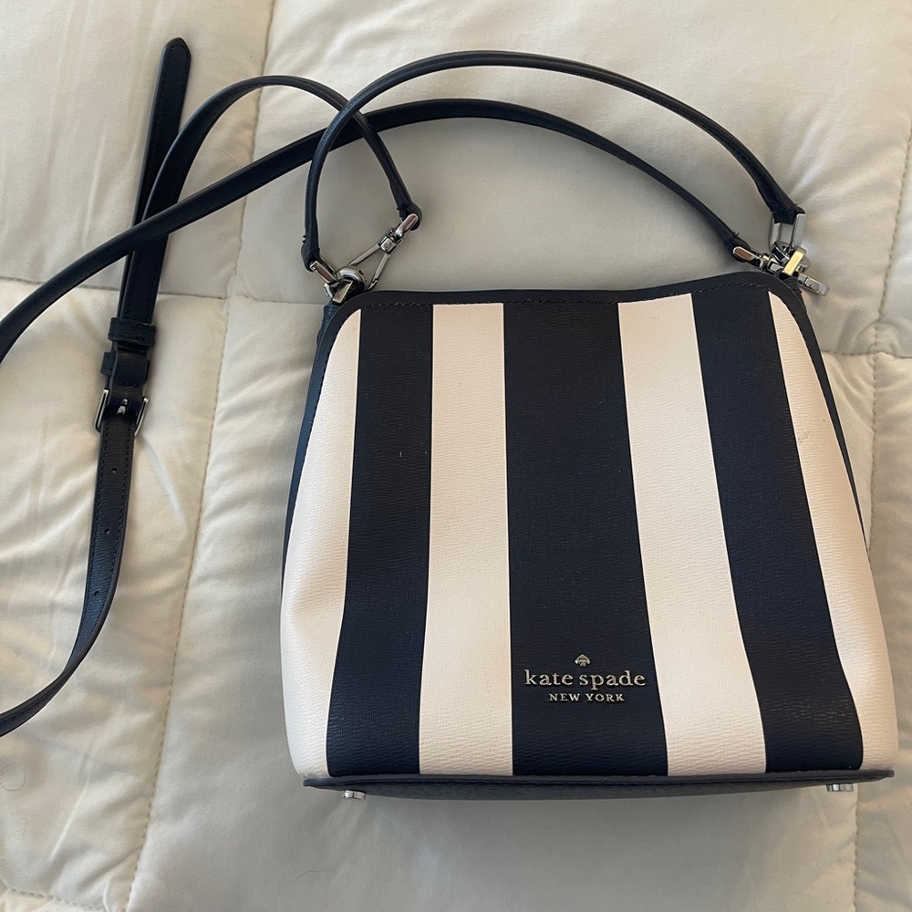 Kate Spade Navy and White Crossbody Bag with Stripes